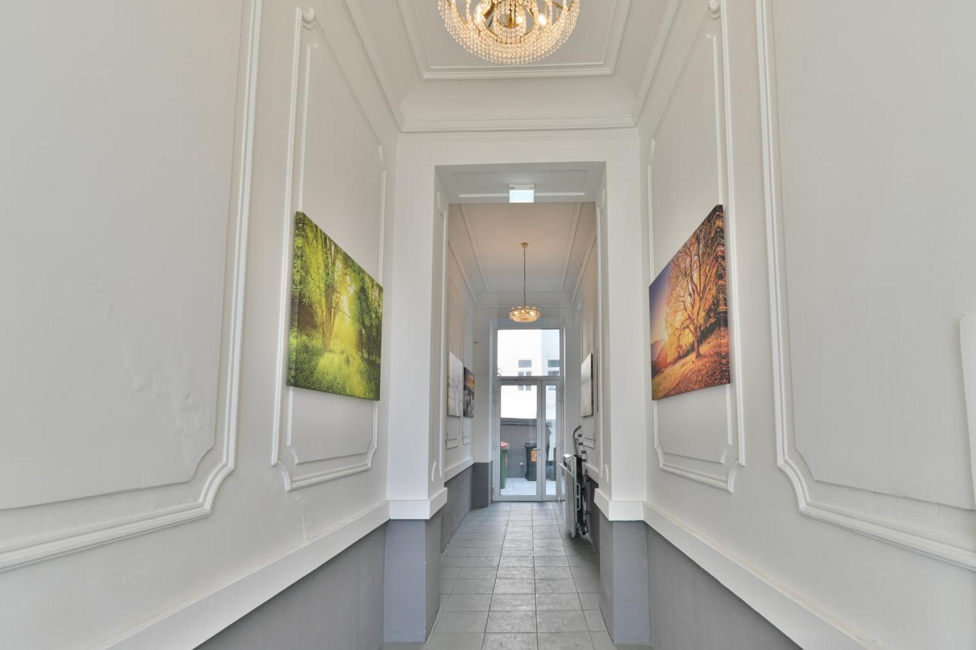 Vienna Lotus Apartments Экстерьер фото