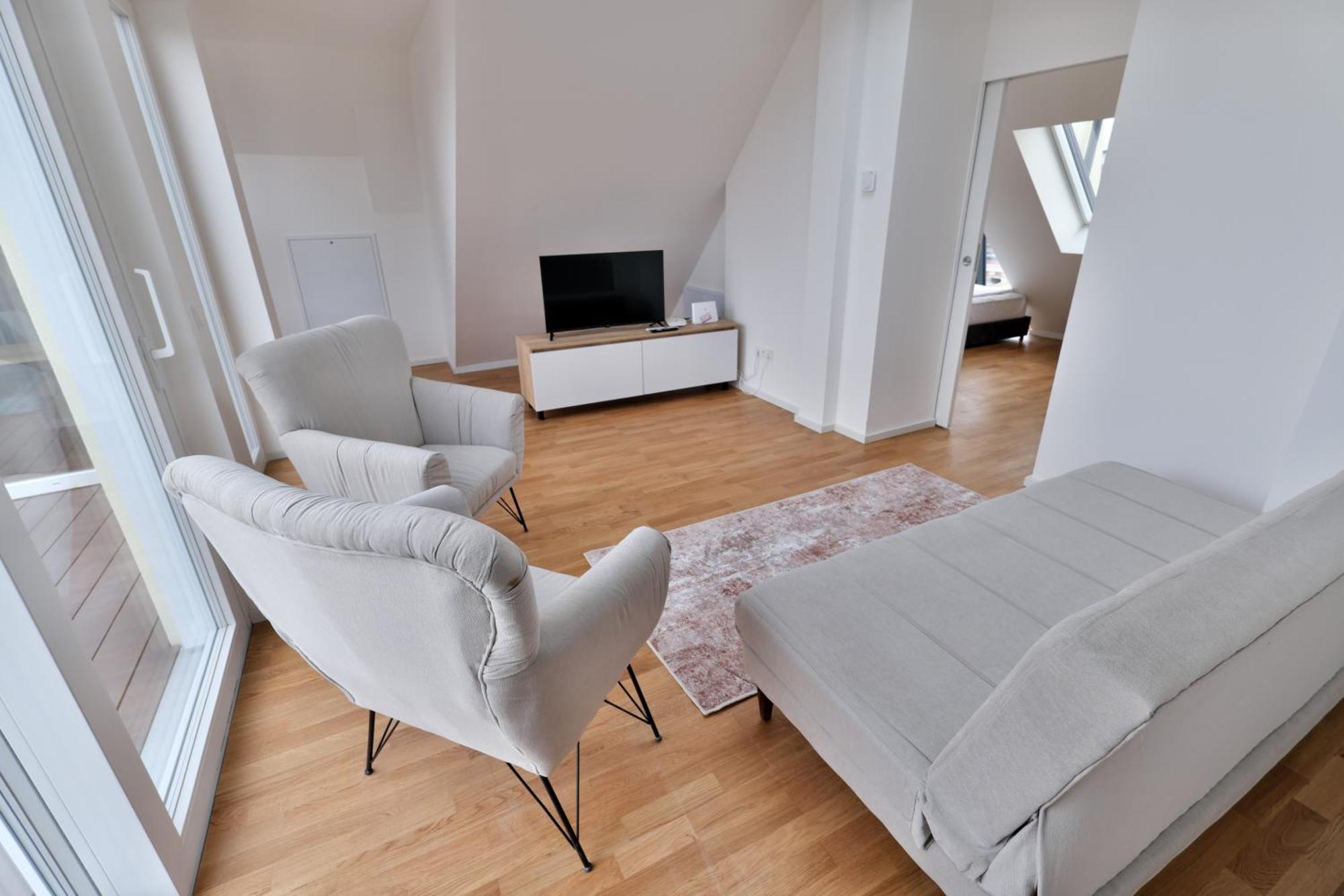 Vienna Lotus Apartments Экстерьер фото